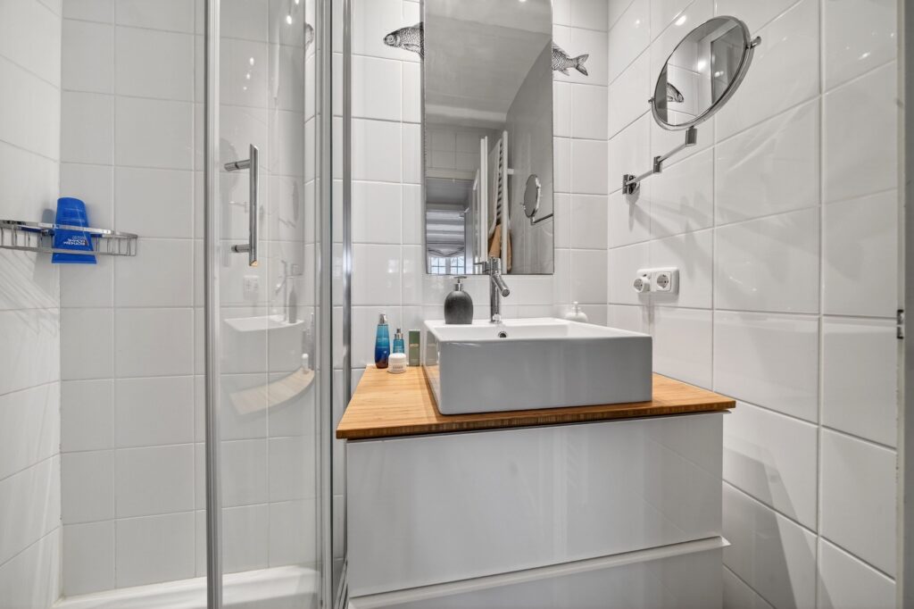 Badezimmer einer Ferienwohnung auf Sylt