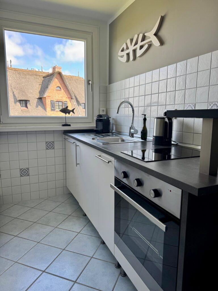 Küche einer Ferienwohnung auf Sylt